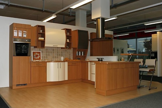 bauformat musterküche landhausküche kirschbaum ar Küchentreff Amberg ~ bauformat musterküche landhausküche kirschbaum ar
