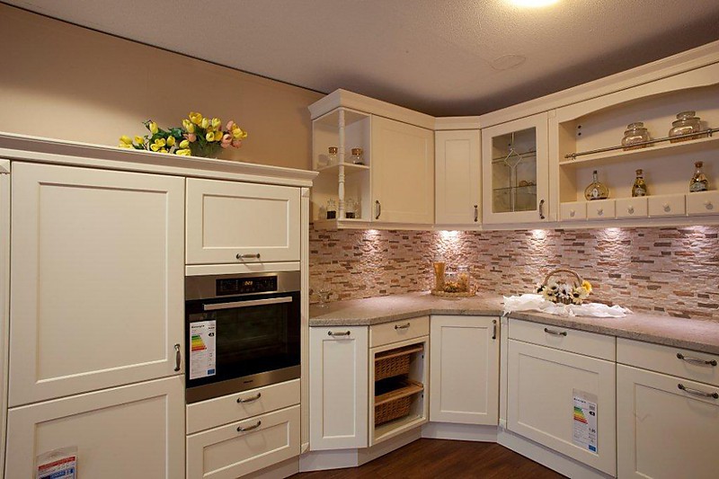 Hacker Avus Kitchen