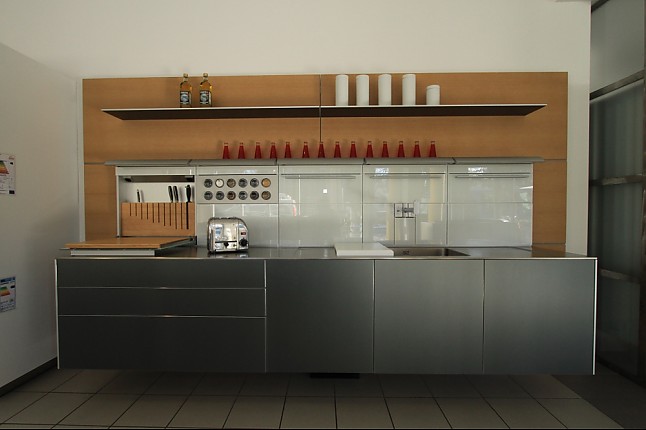 B3 aluminium ausstellungsküche in ottobrunn von die moderne küche