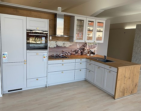 neue hochwertige Ausstellungsküche Landhausküche Einbauküche Bauformat mit Bosch Geräten - Landhausküche Torino moonlightgrey seidenmatt