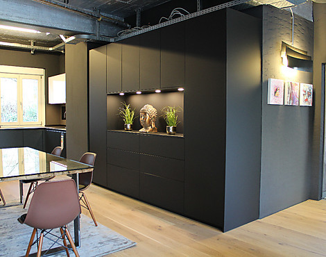 The Black Living Wall - Sofort Verfügbar! - S187 by JB | Die Manufaktur