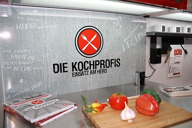 {Die kochprofis-küche
60} Nobilia-Musterküche exclusive L-Küche mit hochwertigen Neff ... | {Die kochprofis-küche
60}