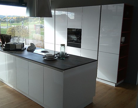 Einbauküche sehr hochwertige mit Dekton-Arbeitsplatte - GALA Hochglanz Lack Kristallweiß, grifflos