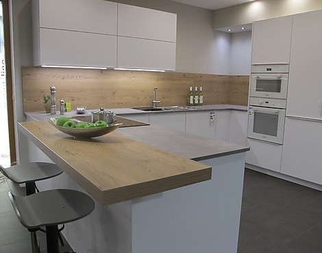 Moderne Zeitlose Küche - Planeo Kunststoff Icy white