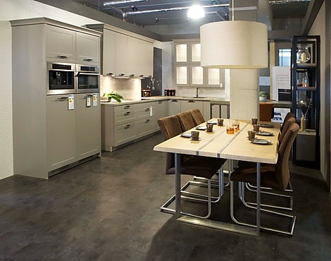 Cube 130 Girona Rahmentür Inox Seidenmatt Lack AEG - Cube 130 Girona Rahmentür Inox Seidenmatt Lack AEG