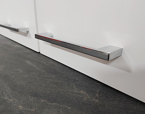 Schöne Express Küche / Lacklaminat /weiß / Hochglanz / Ausstellungsküche - STAR