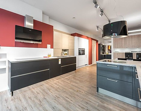 Moderne Küchenzeile im attraktiven Farbmix - AV 5095 Designglas schwarz
