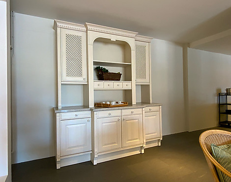 Vitrine aus Pinienholz (Massivholz), mit Naturstein Imperial White - SE 1001 P pinienweiß