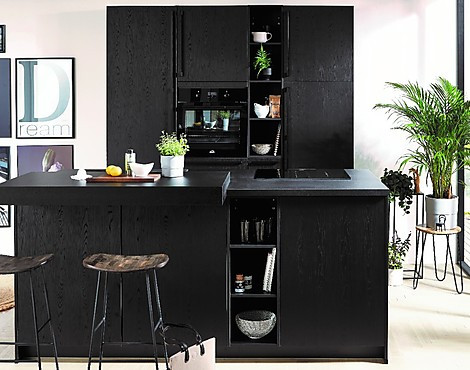Black ist einfach schön! Fronten in EICHE NERO Arbeitsplatte in Schwarz - Structura nur 7.298 €
