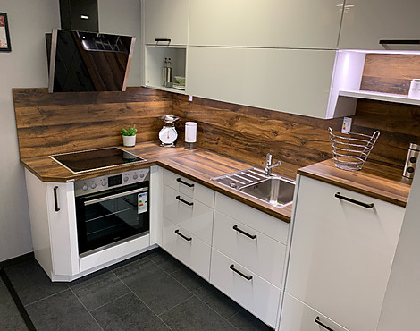 Koje 9 Zanussi - Nobilia Lacklaminat Alpinweiß Hochglanz - Flash