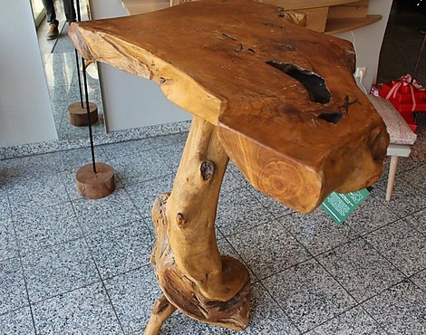 Außergewöhnlicher Stehtisch (Unikat der Natur) - Stehtisch (Unikat der Natur)