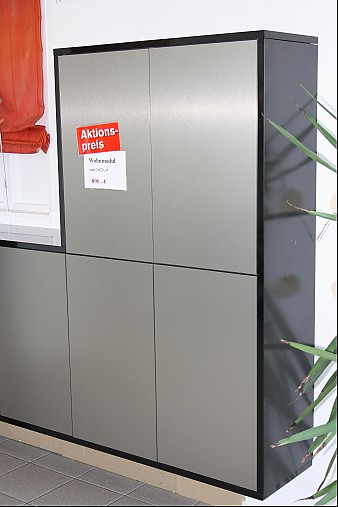 Häcker musterküche abgetreppte designer wohnwand mit ... Küche schwarz glänzend