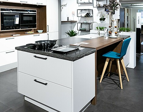 Einbauküche K02 - LOFT HS 72.750