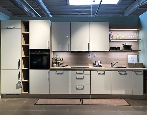 Nobilia Ausstellungsküche LUX Weiß Hochglanz - LUX