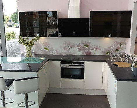 #Modern im Design - Pura Lack Weiß Hochglanz