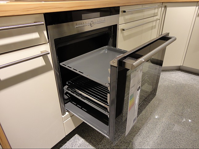 Backofen HB 78 BD 570 Backofen mit backWagen und ...