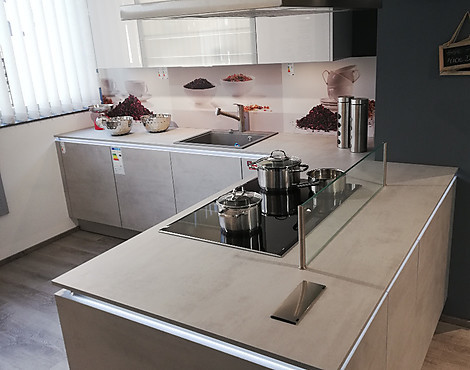 NEUE Angebotsküche zum Super-Sonderpreis abzugeben - Riva und Lux