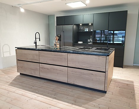 Edle Designerküche - Antifingerprint, Holzdesign
