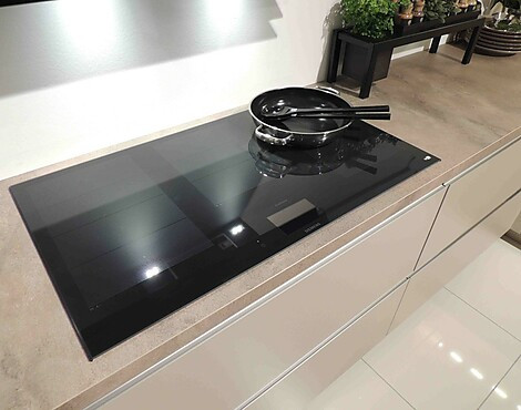 Induktionskochstelle 90 cm mit TFT Touch-Display. 5 Kochstellen mit Flex-Induktion. IQ 700 Studioline - EX 977 KXX 5E