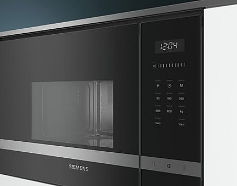 - zum Auftauen, Aufwärmen oder Zubereiten von Gerichten innerhalb kürzester Zeit. - Siemens Einbaumikrowelle BF525LMS0
