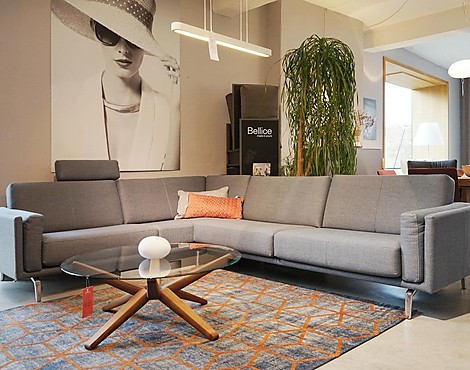 Angesagtes Designer Ecksofa mit Kopfstütze - Bellice, stabiler Stoff