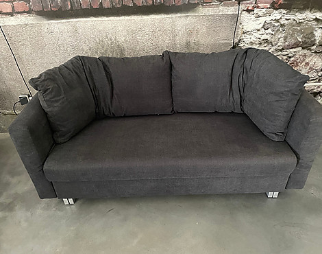 aUSZIEHSOFA - mALOU