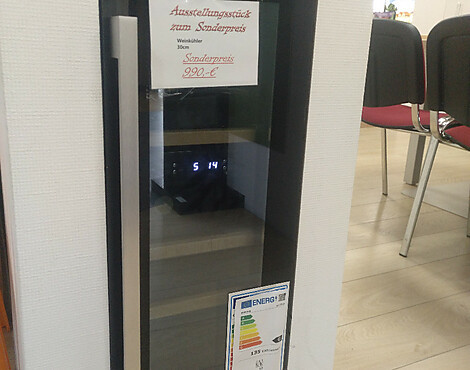 Weinkühler 30cm breit schwarz - AVU 18