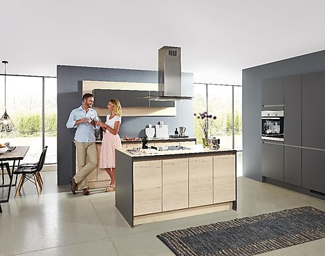 Musterküchen-Börse: Musterküchen mit Kücheninsel Musterküchen-Börse: Musterküchen mit Kücheninsel