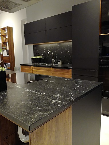 Black Line Team 7 Berlin Naturholzkuchen Bei Bohm Interieur