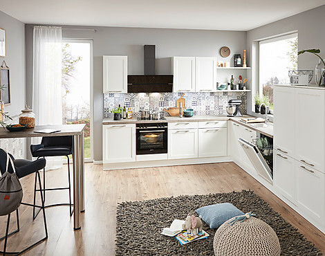 Landhausküche mit Siemens-Geräten - Cascada Weiß