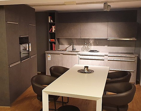 Moderne Küche in Betonoptik - Contur - Kiruna