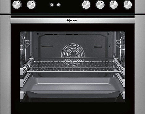 Neff Induktions Herdset mit Slide Türgriff - MEGAEI9565N und MBR5660N