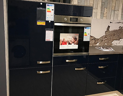 auffällige L-Küche in Mitternachtsblau - IP 4050