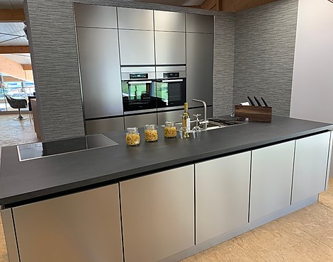 Einzelne Zeile mit Insel - Modell INOX Metall
