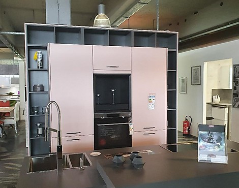 Hochwertige moderne Burger Ausstellungsküche in modernen Design - Modell: Cindy 246 Marshmellow