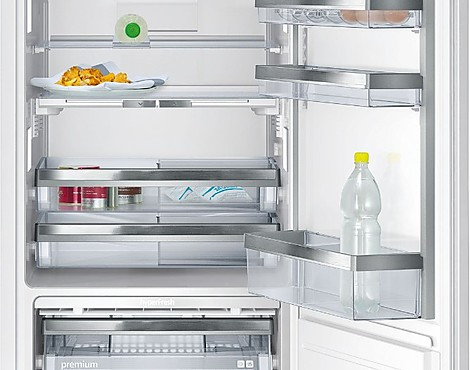 iQ700 Einbau-Kühlautomat - KI25FP70