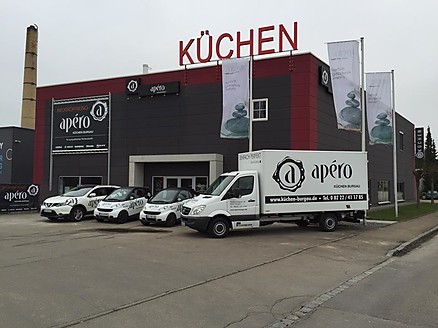 Anthrazit und Rostrot lockt schon von Weitem, wer eintritt wird begeistert!