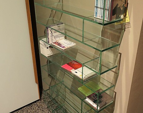 CD-Tower / CD-Regal für 632 CD`s - TOKIO