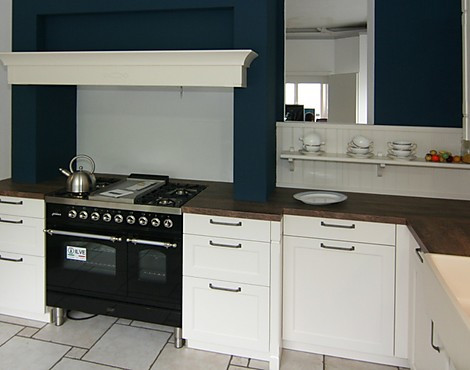 Landhausküche - AV 6035 Esche Magnolie