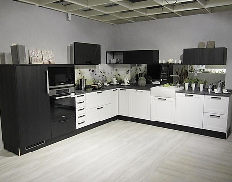 moderne Landhausküche - C226 Malaga Satin, G234 Toronto Eiche schwarz