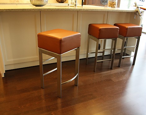 Hocker - Collin SM700