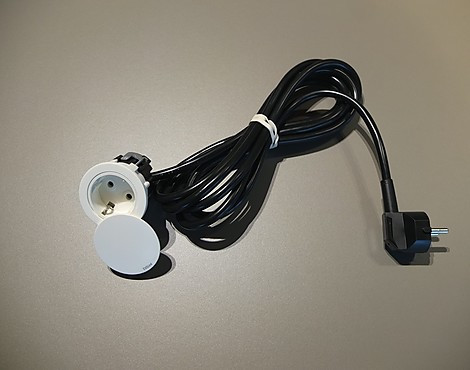Einbausteckdose Gehäuse/ Deckel weiß 3m Anschlusskabel (originalverpackt) - EVOline® One Typ 928