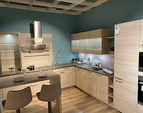 Stylisch, moderne Küche in Holz- & Steinoptik - AV 1090 Akazie