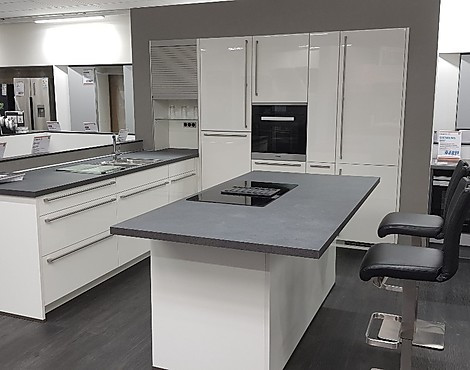 Klassisch, moderne L-Küche mit Koch-Insel - 555 Lux 814 Lack, Weiß Hochglanz