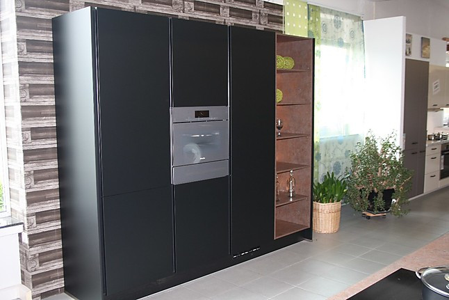 Nobilia musterküche küche 2 laminatlack schwarz matt / bronze ...