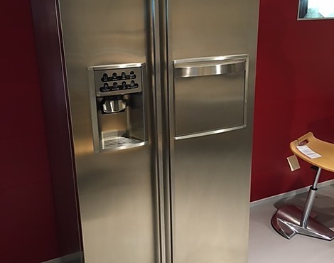 Freistehendes Kühlgerät, amerikanisches Design - GE Food Center New Age 23
