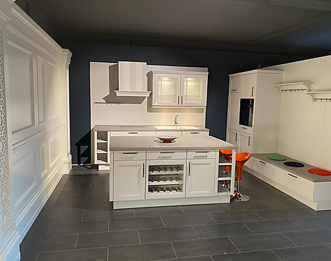 TOP ANGEBOT ! ! PREMIUM QUALITÄT - NEUE KÜCHE NUR FÜR 8499,- - Nobilia Landhausküche mit Insel