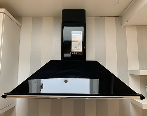 Wandhaube Trapez schwarz Victoria - KT110BLE -Oberfläche lackiert