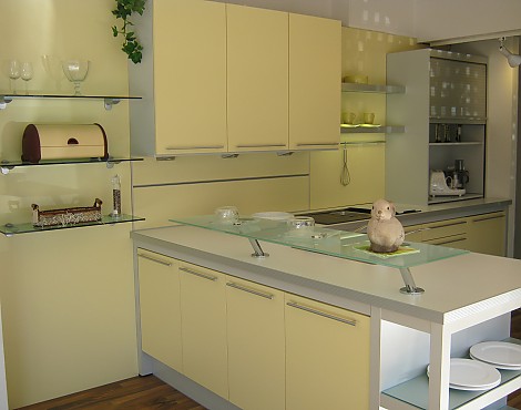 Farbe Sonnengelb / Eiche Cantara - Modell Amica