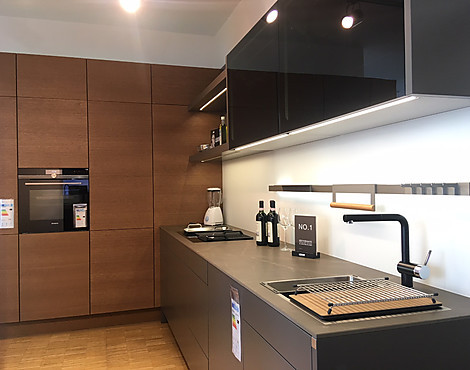 Materialmix Mattlack / Holz / Glas - Primo
